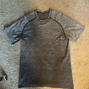 Lululemon shirt men’s